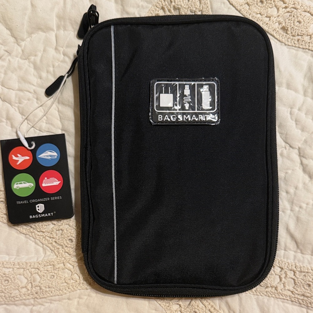 BAGSMART Black Electronics Travel Organizer